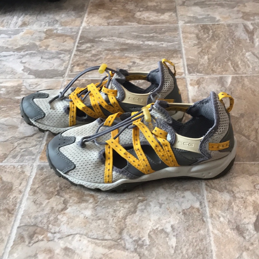 Nike ACG River Runners